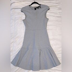 Theory size 0 gray stretchy thin striped dress with a-line bottom and zipper